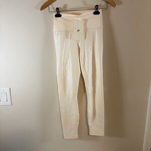 NWT Fabletics Womens Luxe Leggings Iridescent, Ivory Yoga Size XXS